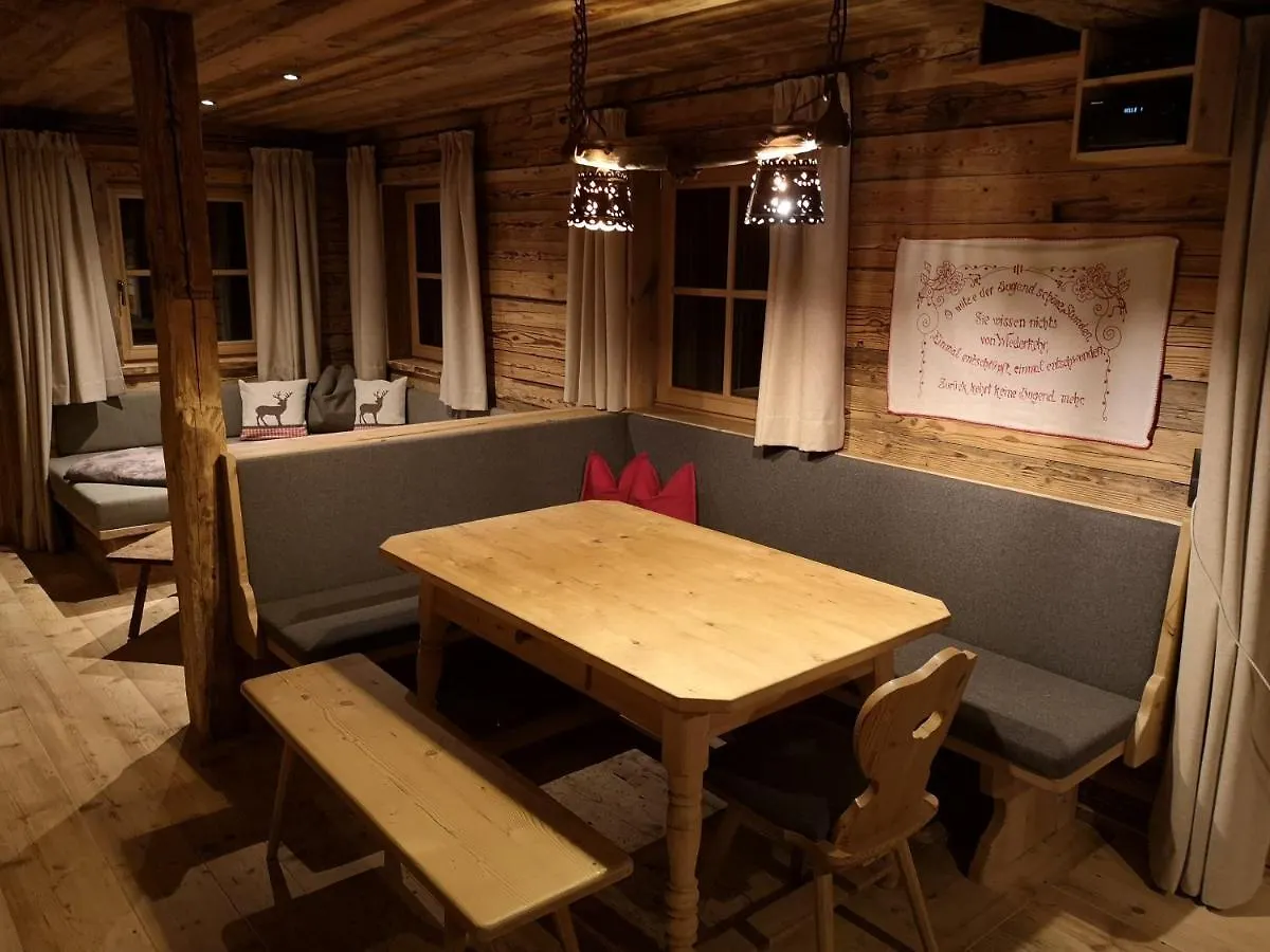 Sinnlehen Alm Saalbach-Hinterglemm Dağ evi